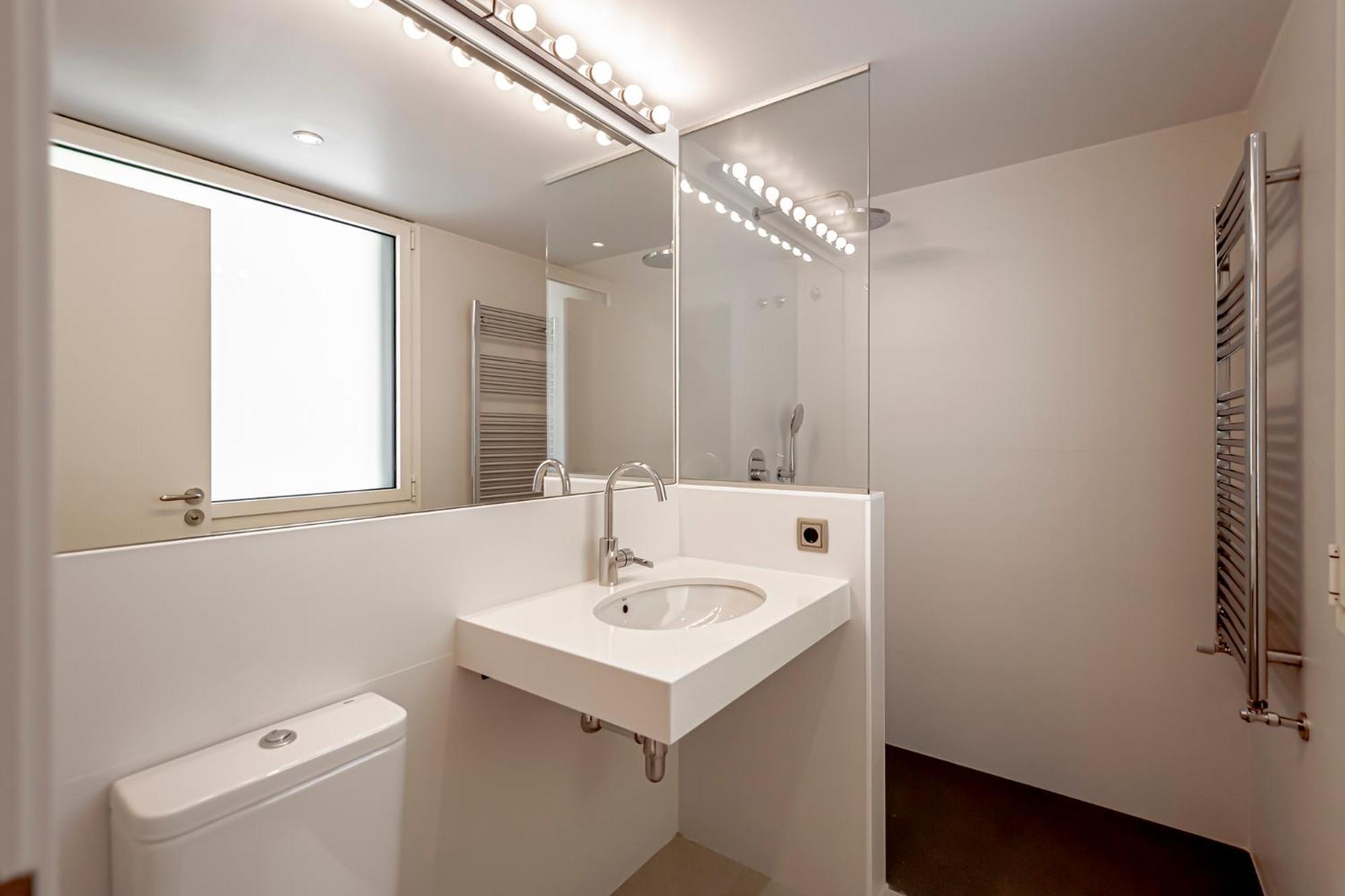 Duplex De Lujo Junto Al Bernabeu Real Madrid Villa Luaran gambar