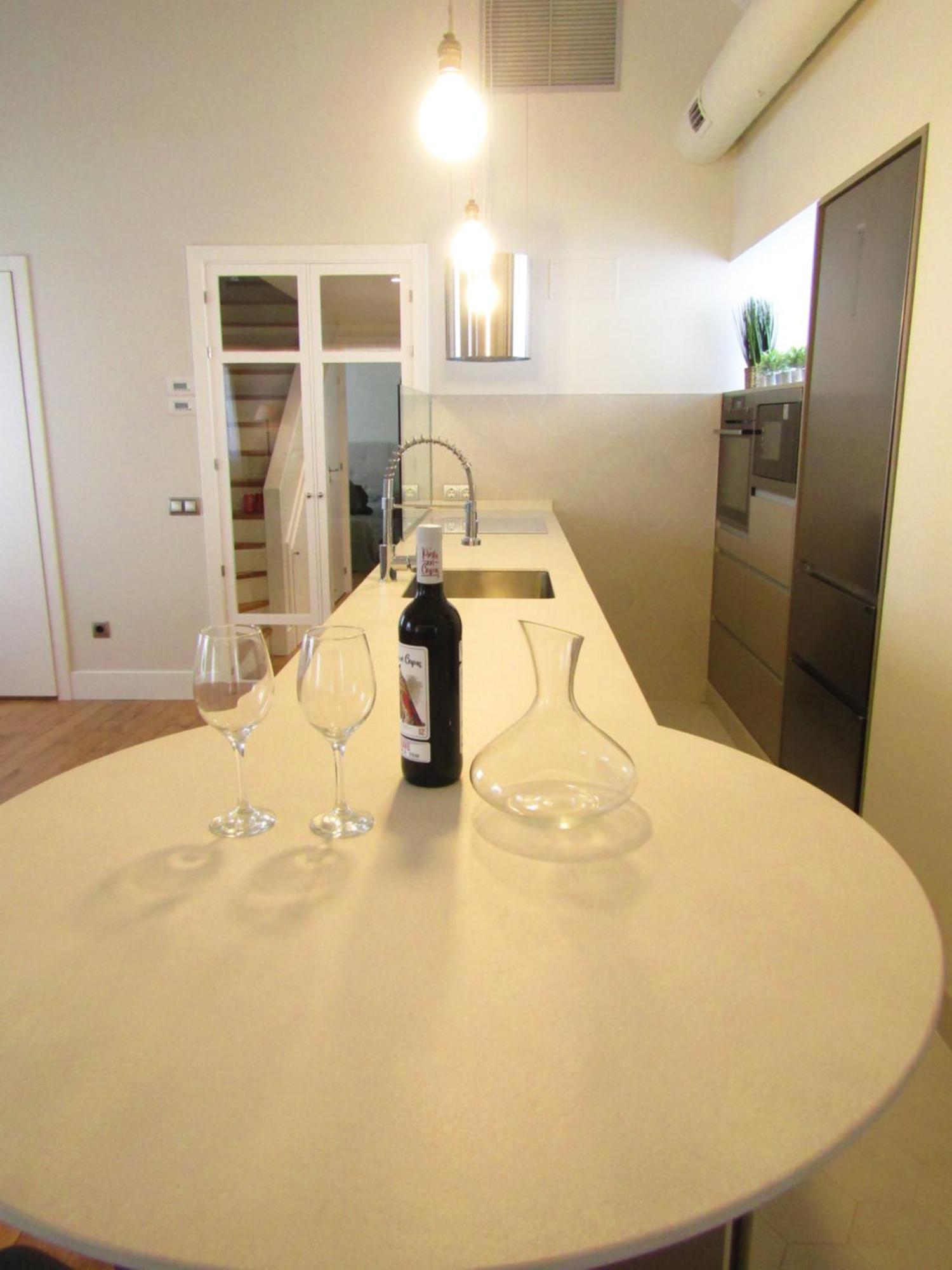 Duplex De Lujo Junto Al Bernabeu Real Madrid Villa Luaran gambar