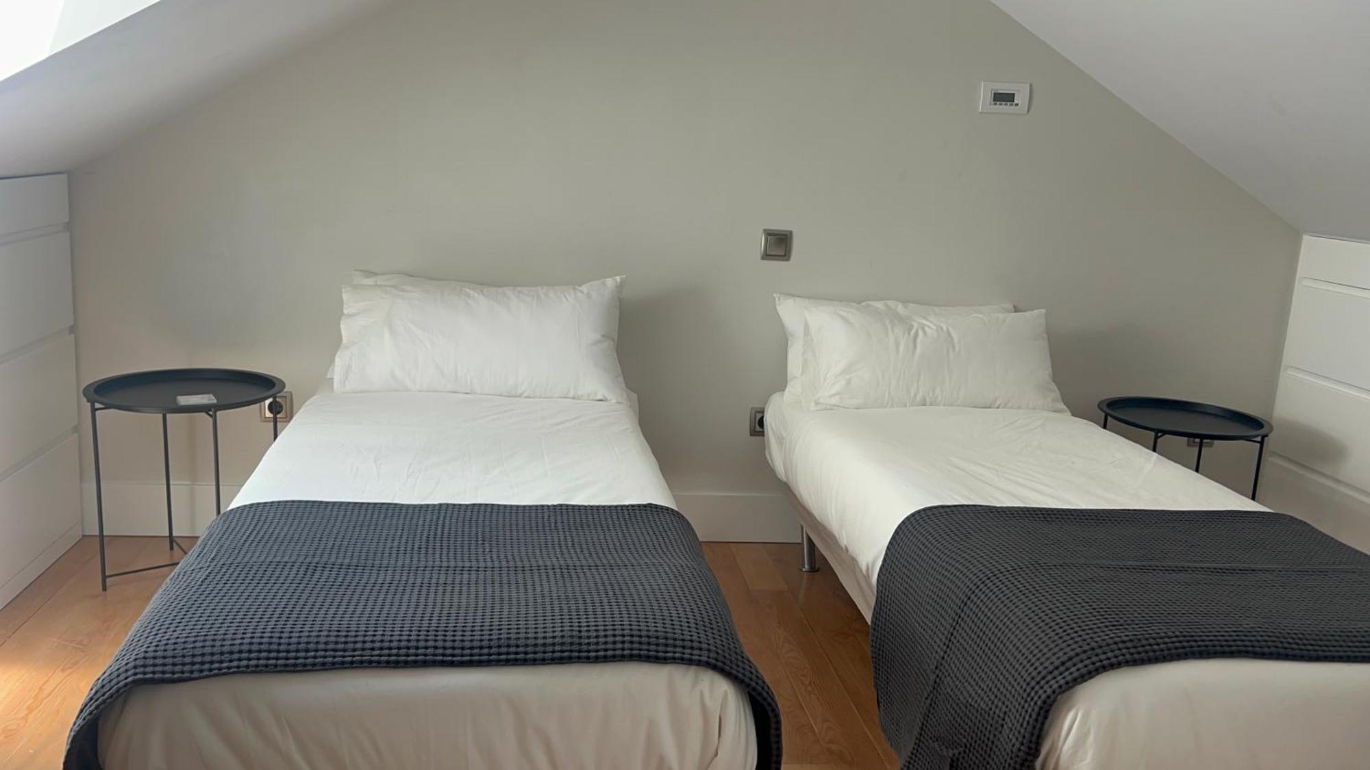 Duplex De Lujo Junto Al Bernabeu Real Madrid Villa Luaran gambar