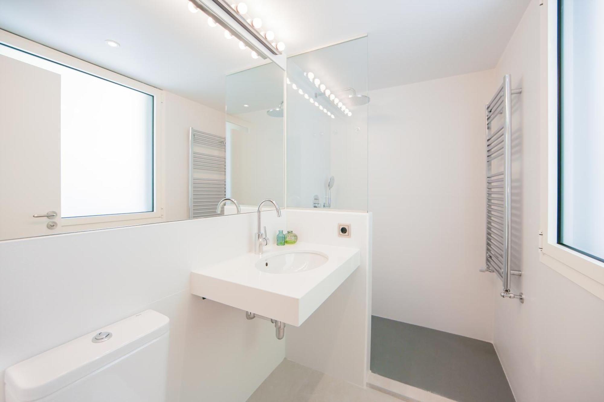 Duplex De Lujo Junto Al Bernabeu Real Madrid Villa Luaran gambar